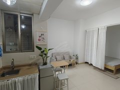 香港街 全新一房一厅租1100元 实图拍摄随时可以看房