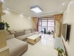 衡水桃城桃城周边盛世桃城，四中，新苑小学，家具家电齐全拎包入住。出租房源真实图片