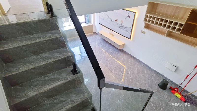 包过户,拎包入住,相当实惠的一套房