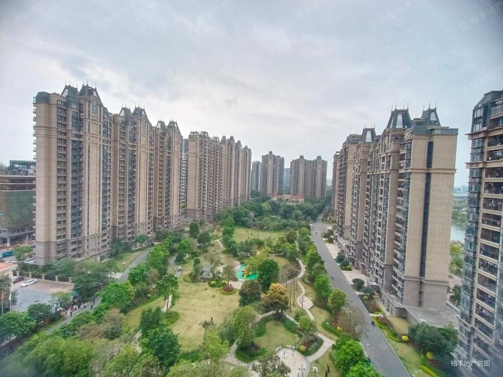 主卧朝南 环境优美,恒大御景二手房,320万,3室2厅,1卫,89平米-东莞