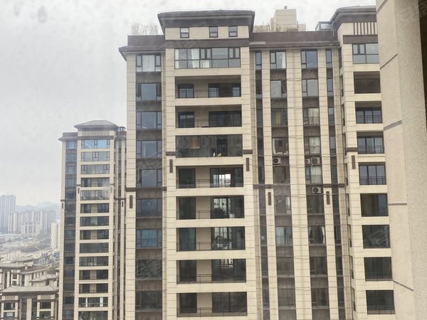 【多图】碧桂园西南上城映山府,商贸城租房,映山府3200包物业5房豪装