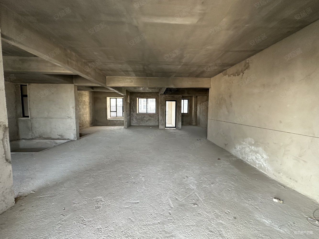 新豪湾 外砂宜华城三期 证在手随时可过户 3房2 钥匙在手