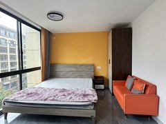 霍邱城关金城时代广场月租房来了 可短租 押一付一包网络 拎包入住，房租干净整洁出租房源真实图片