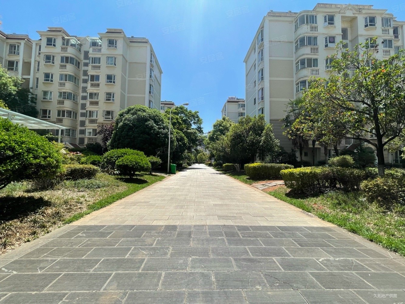 霖雨桥地铁口江东小康城南北向板房精装修2室零公摊急卖
