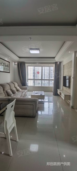 旭辉华庭刚需精装3居不靠高架160w满五年拎包入住