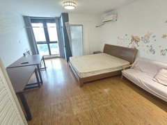 苏州吴中木渎月付 东门町一室，挑高2米5，大落地窗近大治桥地铁口 睿峰出租房源真实图片