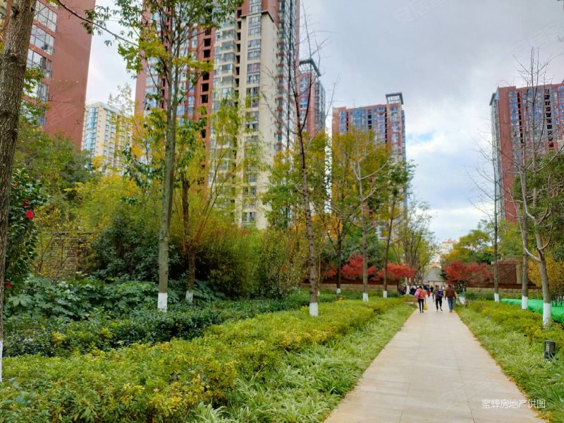 新出丨置换诚心急售 三房两卫 红旗 昆八 小康大道朗悦湾