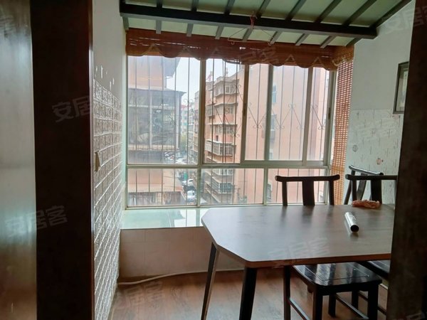 金星立交桥租房,同德商圈 地铁口 麻线营小区精装2房 看房有钥匙,盘龙