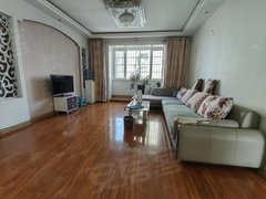 石嘴山大武口万达广场市中心步行街旁,电梯房精装2室2厅,家具家电齐全,拎包入住。出租房源真实图片