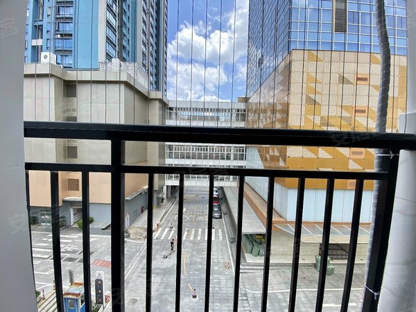 【多图】广园西路195号小区,流花租房,三元里地铁口,房子对面就是地铁