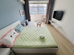 上海杨浦五角场五角场万达旁合生汇民用水电12号线五角场站采光好可以长租出租房源真实图片