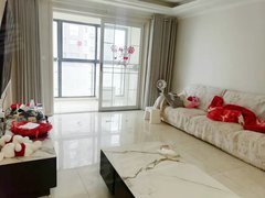 泗阳众兴大润发运河名门府 婚房首赐出租 2室2厅 干净整洁 1400每月出租房源真实图片