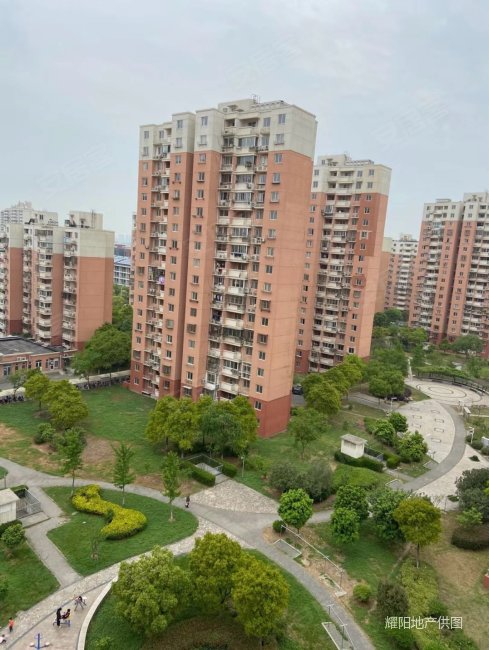 海尚东苑新上飞机户型三房电梯高区采光刺眼急售价格可大刀