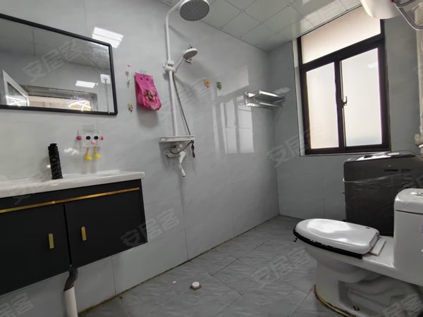 六安金安政务中心远大玫瑰园东站六安中学六安技术学校附近多个单间出租房源真实图片