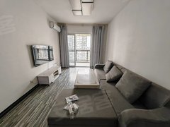 乐山市中肖坝蓝山湾电梯两室出租 家电保护比较新，看房提前联系出租房源真实图片