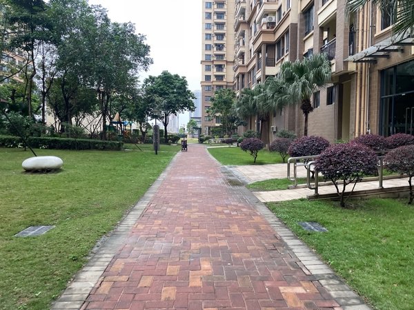 惠州博罗石湾皇庭壹号公馆皇庭壹号三房楼下幼儿园独立衣帽间出租房源