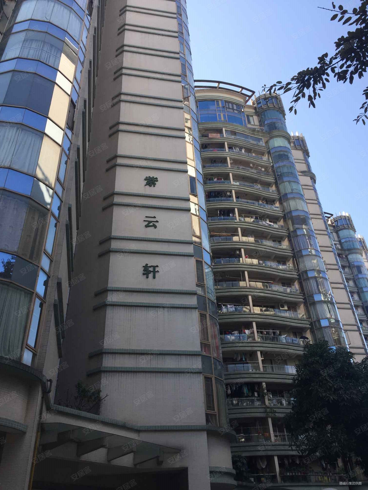 珠江南景园 大型花园小区 电梯高层三房 视野好价格