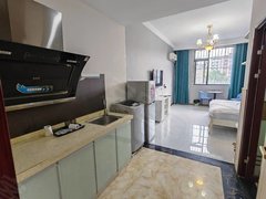 桂林七星花园假日酒店六合路单间电梯房700元出租押一付一，欢迎咨询，有时候信息回出租房源真实图片