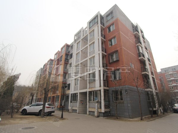 北京昌平回龙观龙腾苑六区南北通透 3室2厅  龙腾苑六区 环境优美