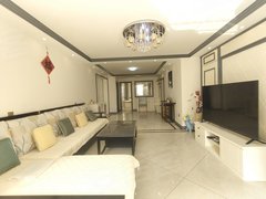 威海高区帝王宫中文化小区 青州街 山大附近 帝王宫 精装三室一卫 家具电全出租房源真实图片