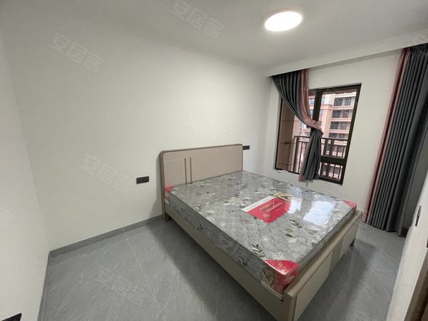 泉州丰泽北峰山水秋鸣山水秋鸣 3室2厅2卫 南北通透 精装修 电梯房