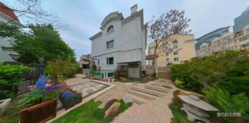 浮山湾别墅(青岛市南区)卧室多 150平私家花园