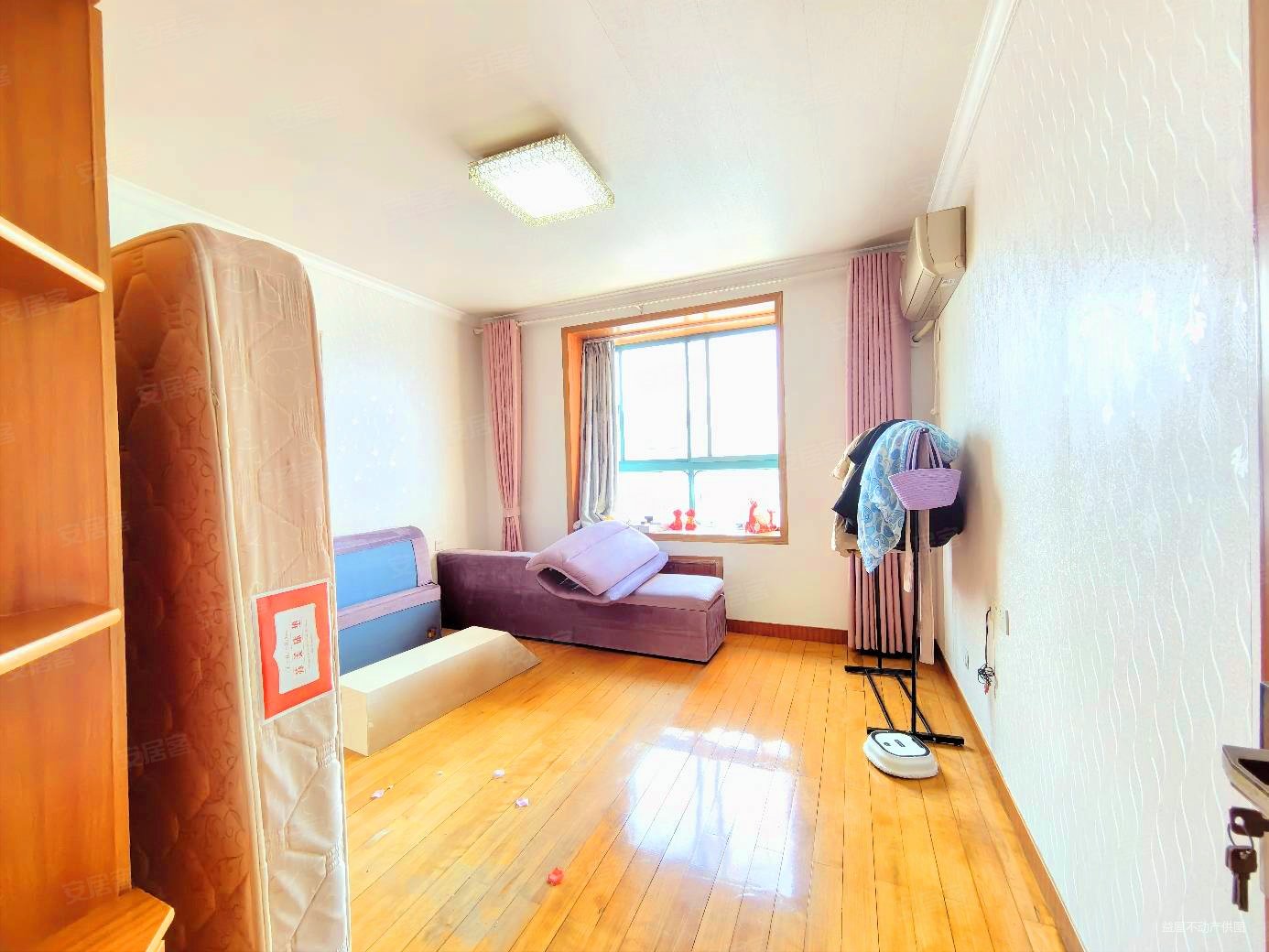 1号线龙眠大道地铁口 江宁    旁 天景山公寓欣荣苑 急售