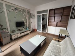 东平稻香街东平稻香儒源附近 精装公寓家具家电齐全拎包入住 一师小紧邻出租房源真实图片