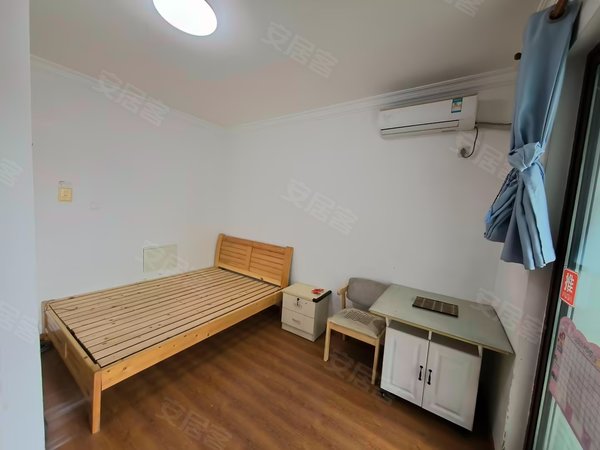 上海嘉定南翔泰翔嘉苑泰翔嘉苑 南北通透 采光好 家电齐全出租房源