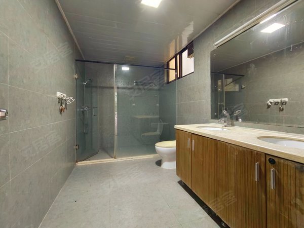 深圳南山蛇口海滨花园(南山)蛇口海上世界旁,南海小筑经典下叠别墅,带