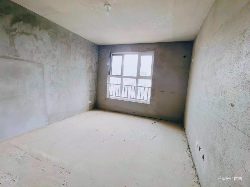 新上现房117平三居室距离园博园200米距离老城区非常近