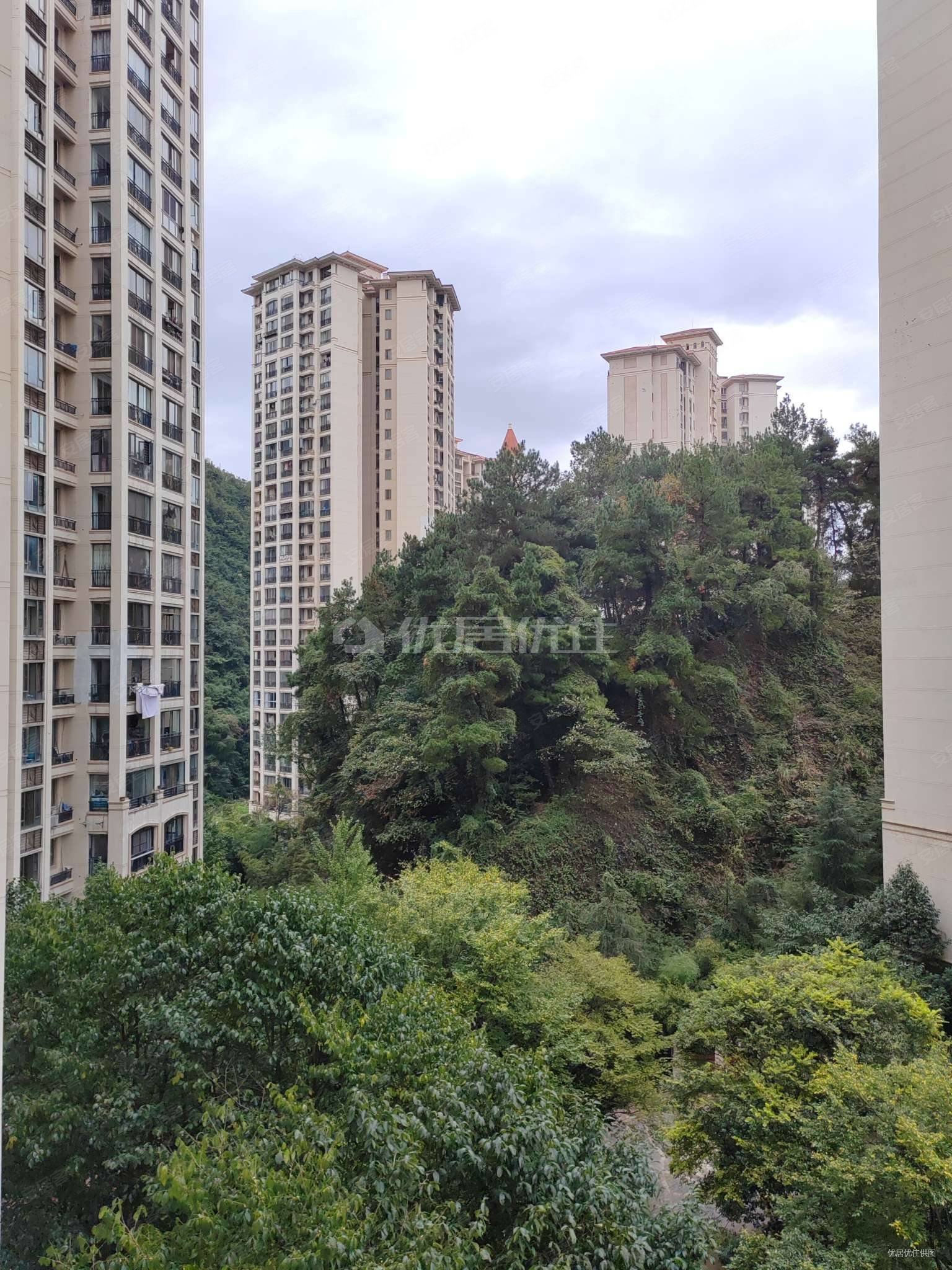 山水黔城特价好房72万看中可以沟通一点