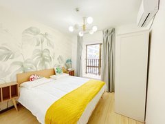 贵阳南明花果园金融街附近,可长短租,家电齐全,拎包入住,押一付一,无中介出租房源真实图片