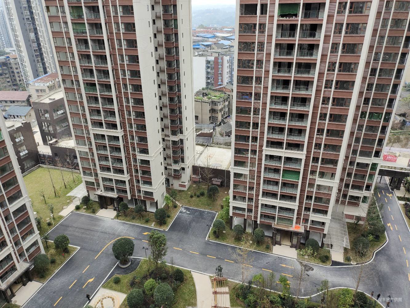 3室2厅 62万 京熙国际 朝南 楼层好 视野无遮挡