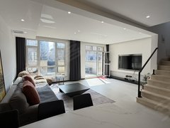 沈阳沈北新区蒲河新城沈北别墅出租 共三层 5室3厅4卫 南北通透 采光好 密码锁出租房源真实图片