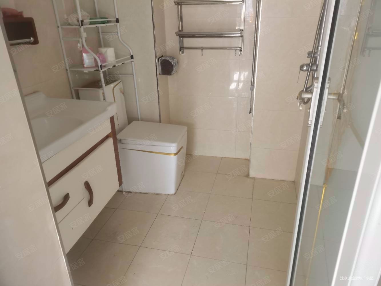 润城苑B区1室1厅1卫60㎡南北30万