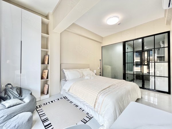 金华浦江县市中心中山南路2-14号楼公寓出租，无中介废，交通便刺，拎包入住，设备齐全，免费停车。出租房源真实图片