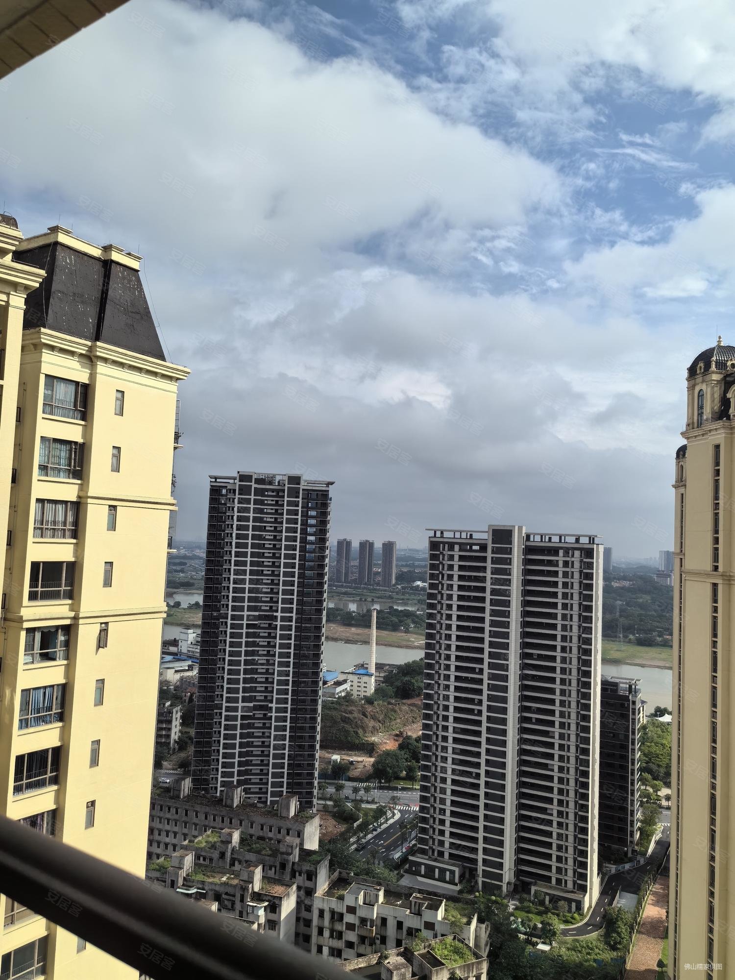 北大资源博雅滨江 出行方便 次新房 商品房 近地铁 电梯房