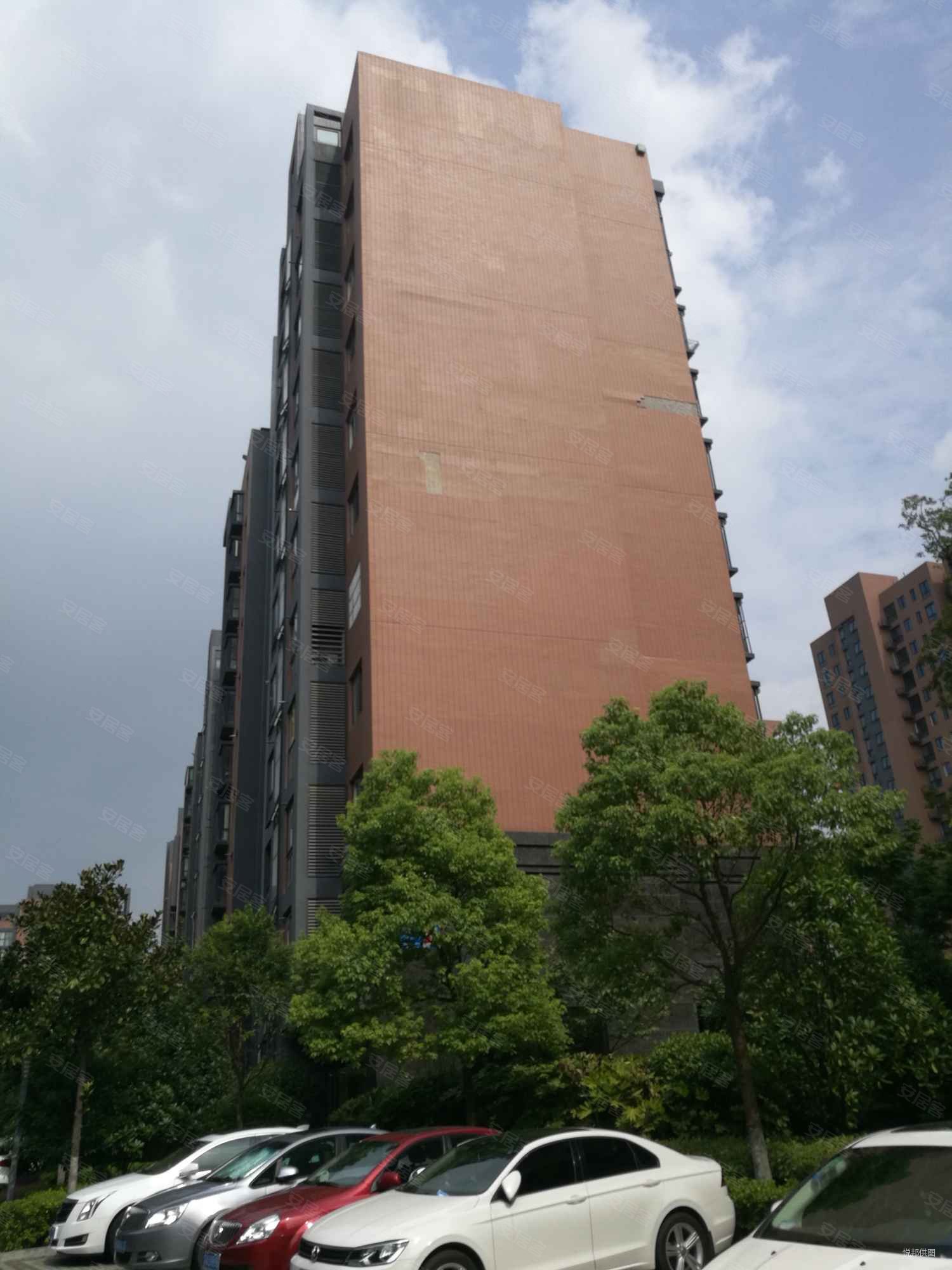 冠城大通蓝郡