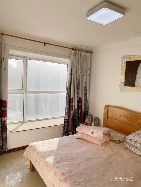 石家庄房产网>石家庄二手房>正定二手房>梅兰花园文化广场二手房>紫金