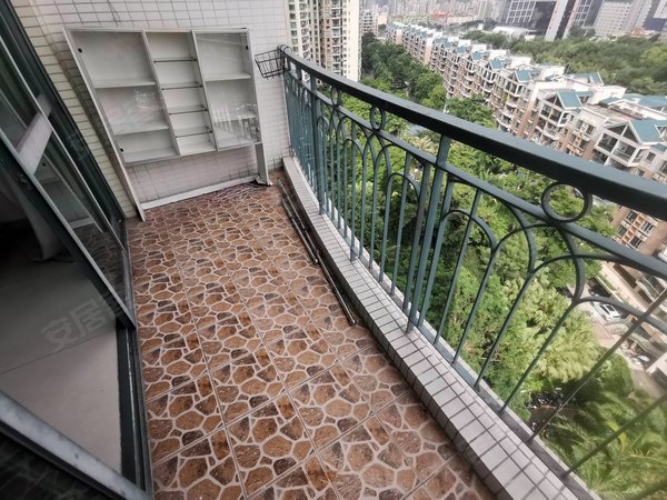 深圳宝安西乡丽景城楼下地铁口,丽景城电梯3房,带家私电器,高层看花园