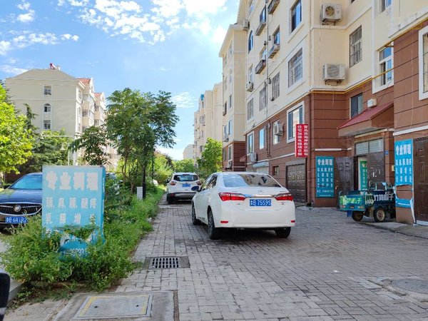 青岛黄岛隐珠滨海新村兰亭小学旁,滨海新村,多层2楼套三,家具家电齐全