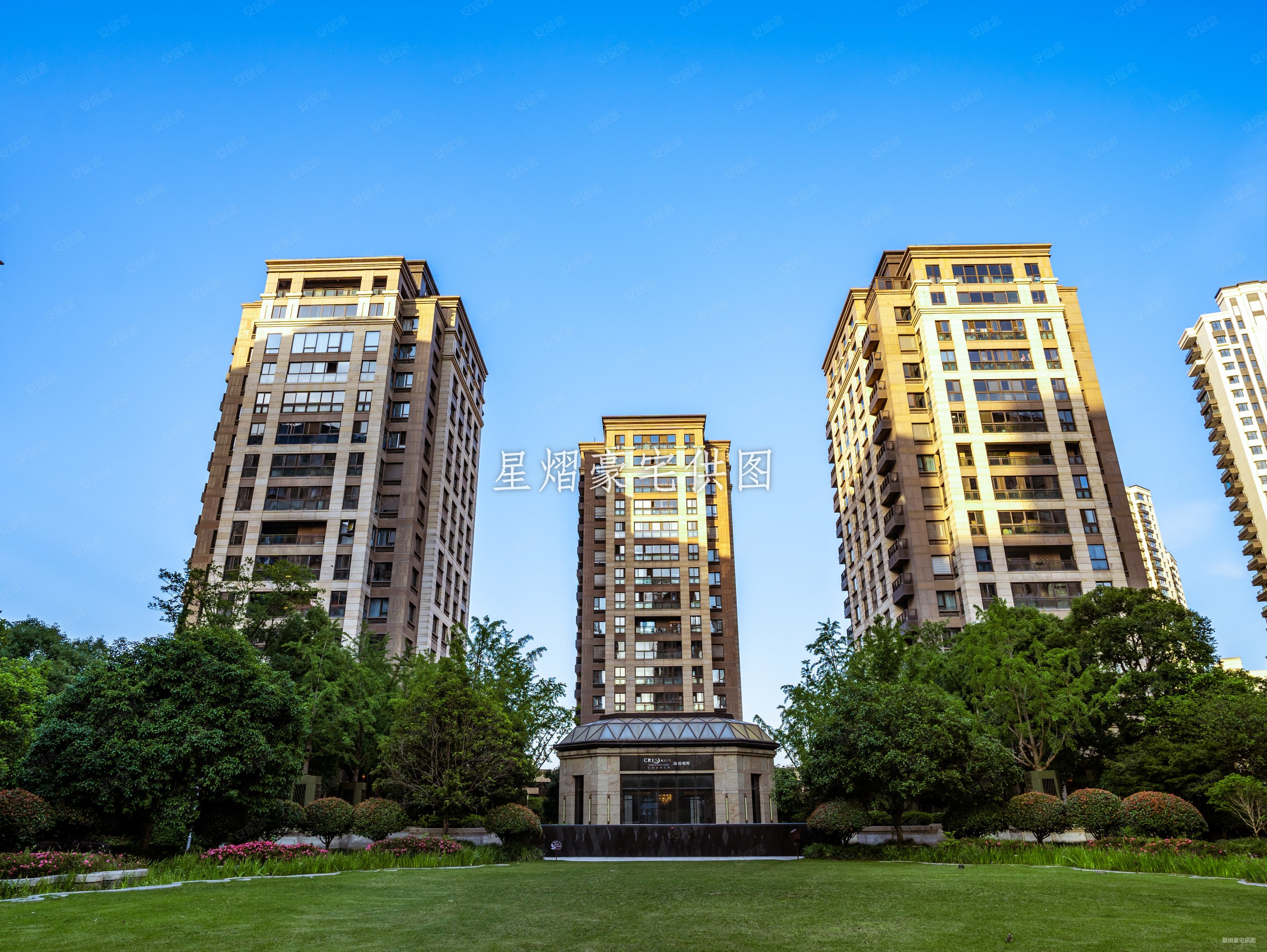 海珀旭晖 带露台花园的house,推窗见绿,采光佳 看