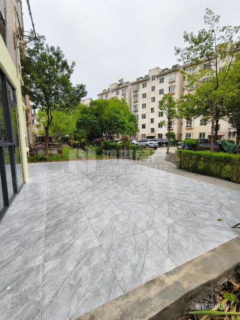 新建一中二中旁学府雅苑精装三房两卫带院子有菜地看房方便