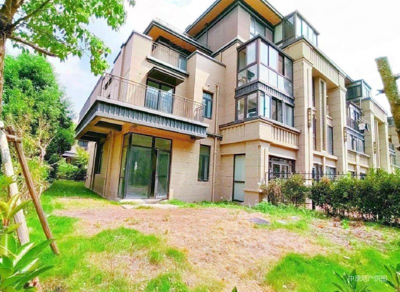 房产网>上海二手房>浦东二手房>临港新城二手房>保利铃兰公馆(别墅)>