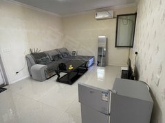 龙口东城区兰兴路临近政府!龙泽华府东区,精装修两室!出租房源真实图片