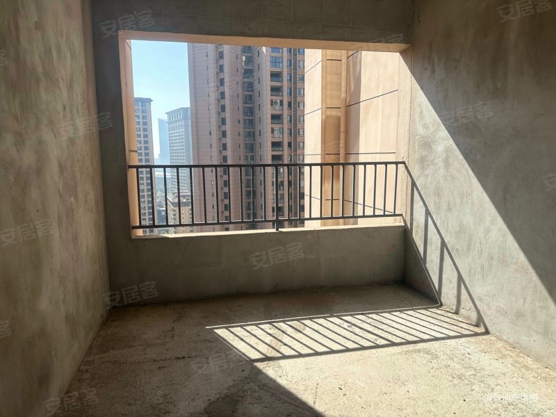 碧波豪庭19608平5室2厅3卫