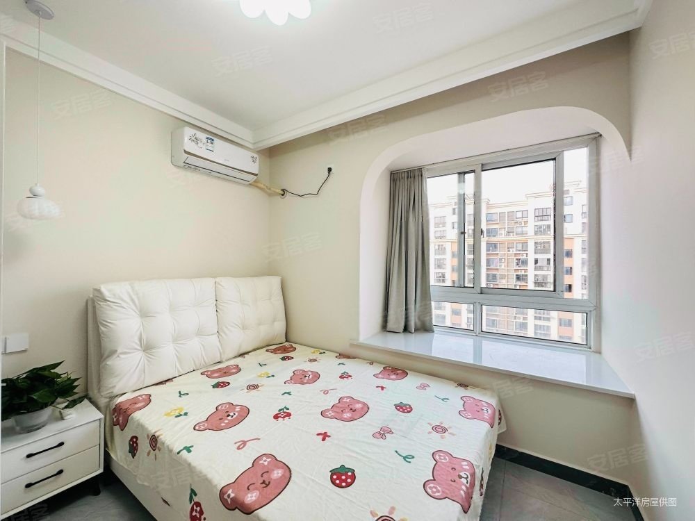 7号线地铁口,豪华装修,送产权车位,拎包入住,诚意出售,东旺雍景苑二手