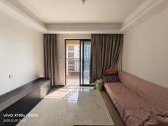 武汉黄陂武湖清能正荣府 家电齐全 精装修 3室2厅2卫出租房源真实图片