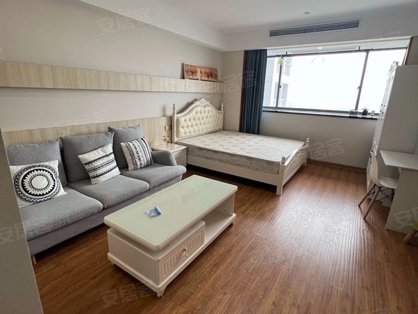 无锡宜兴新街壹克拉公馆壹克拉公馆,一室一厅,精装修 1900一个月 押一